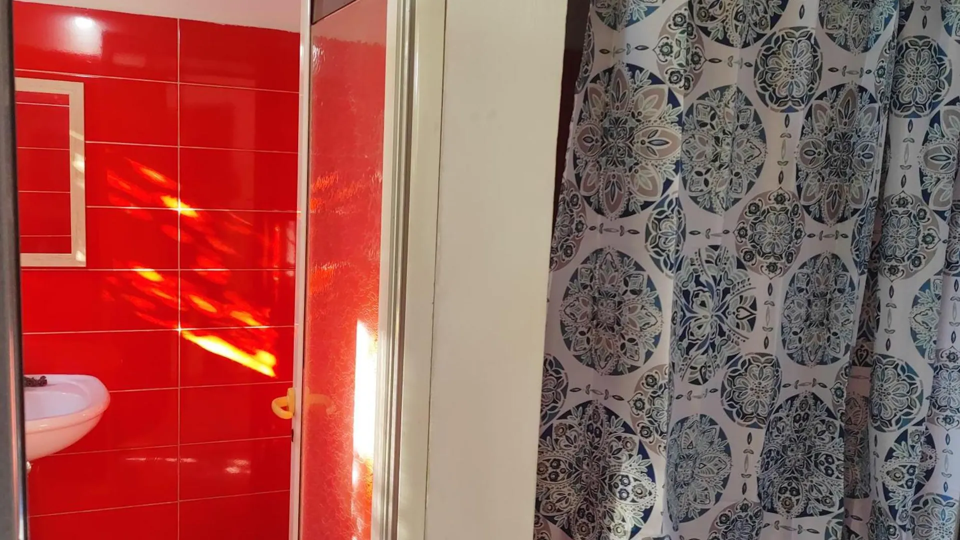 Stone House Hostel Elbasan